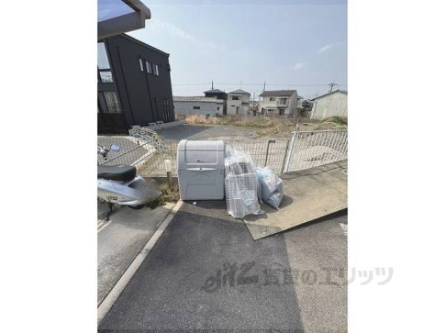 ゴミ置き場