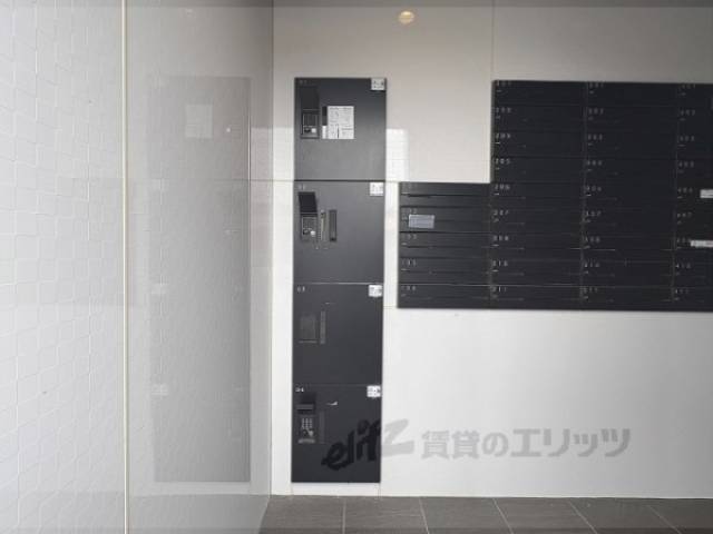 宅配ボックス