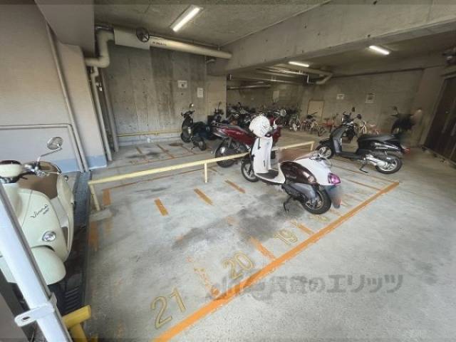 駐輪場