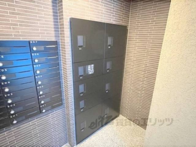 宅配ボックス
