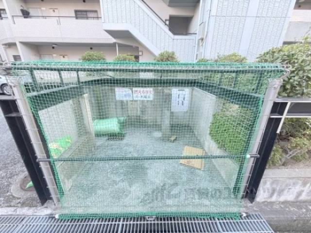 ゴミ置き場