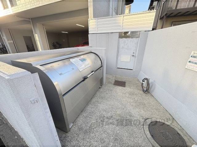 ゴミ置き場