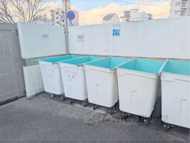 ゴミ置き場