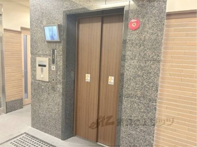 エレベーター