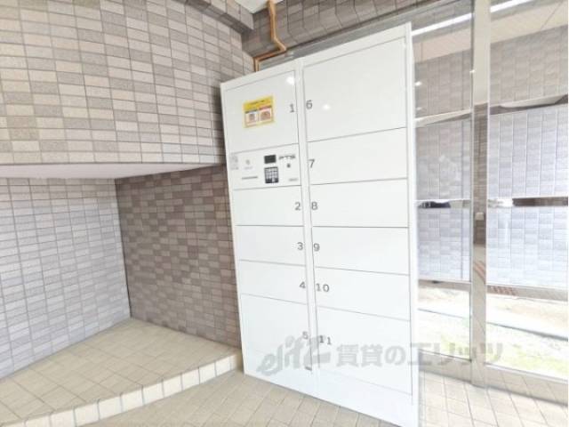 宅配ボックス