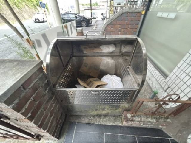 ゴミ置き場
