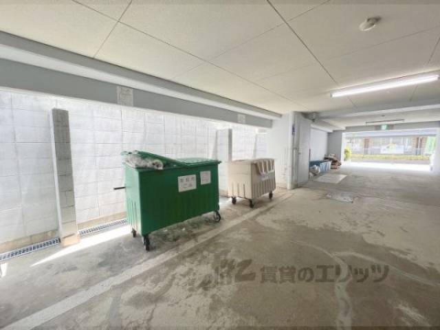 ゴミ置き場