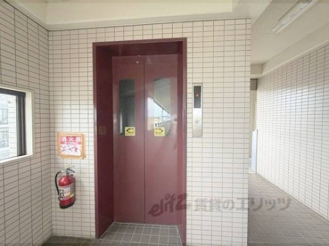 エレベーター
