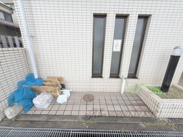 ゴミ置き場