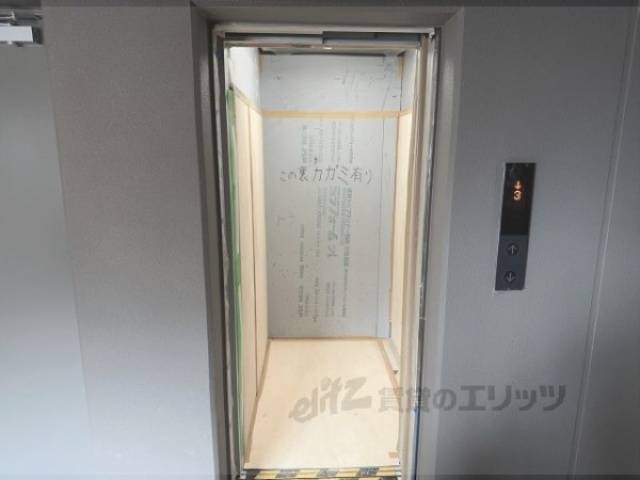エレベーター