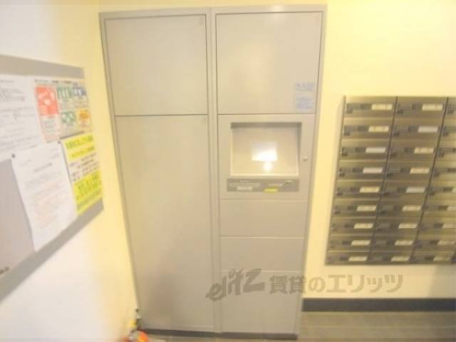 宅配ボックス