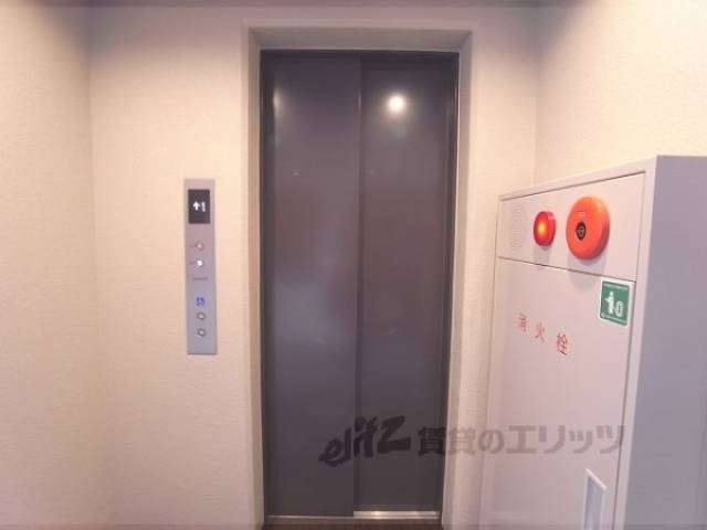 エレベーター