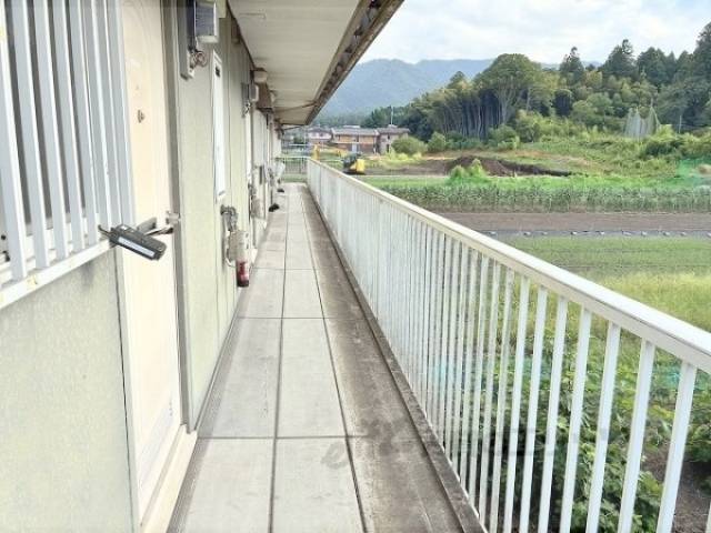 通路　２階