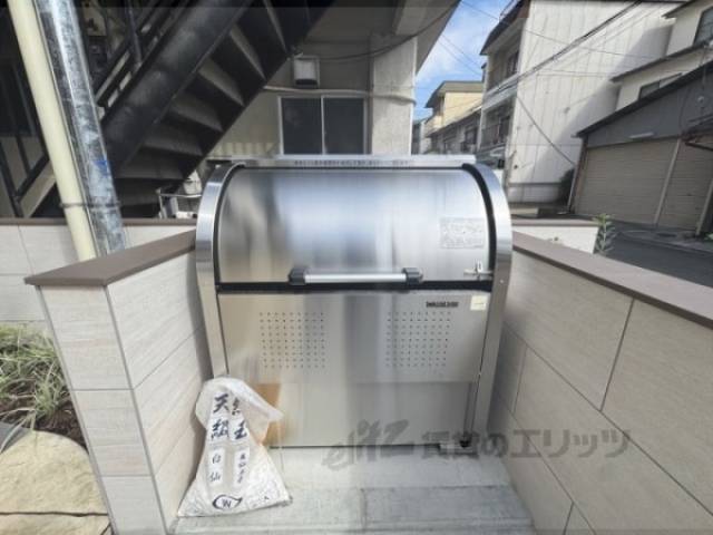 ゴミ置き場