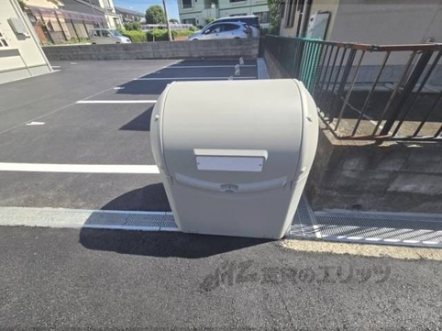 ゴミ置き場