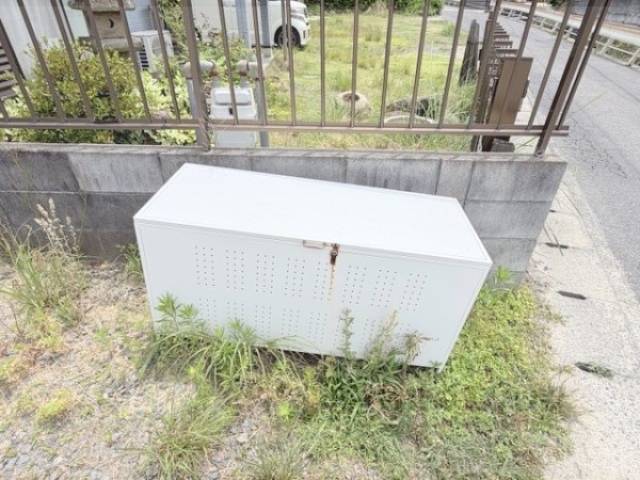ゴミ置き場