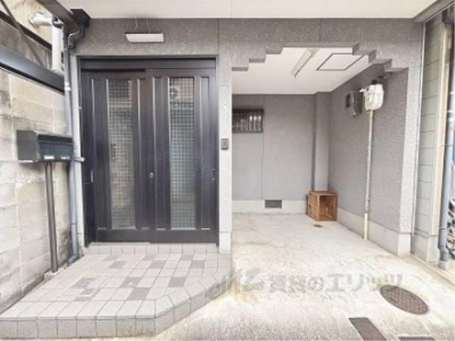 正面玄関