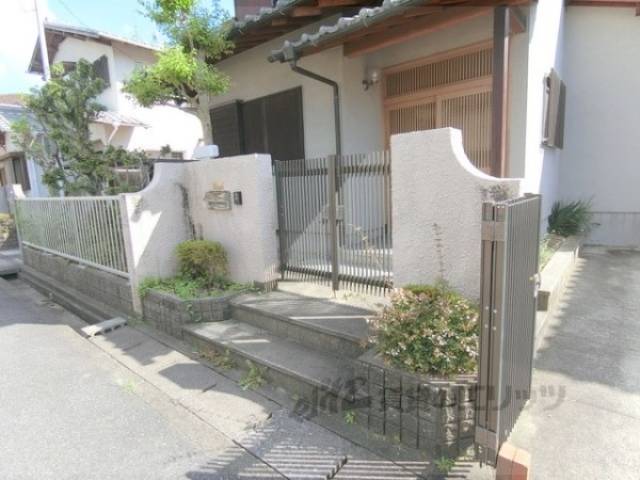 門扉