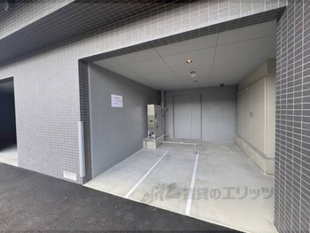 駐輪場　バイク置き場