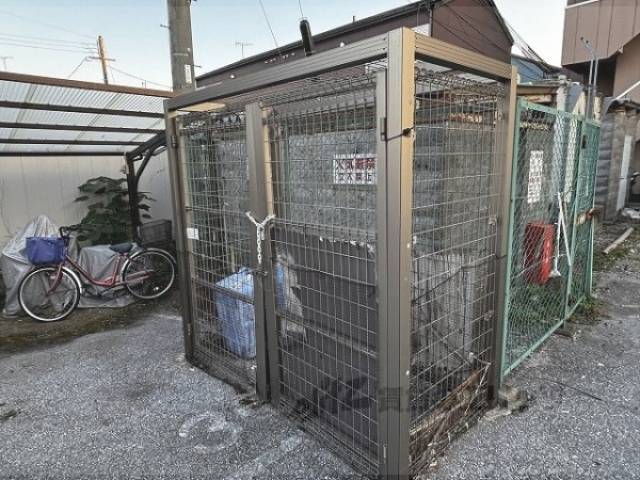 ゴミ置き場