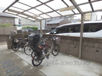 駐輪場