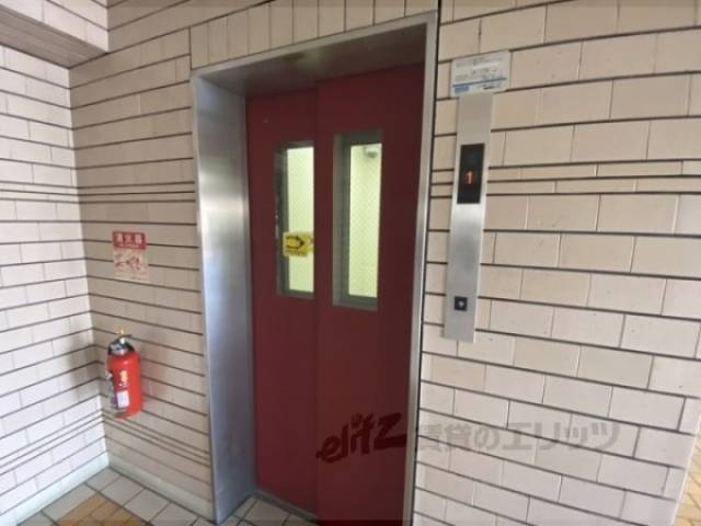 エレベーター