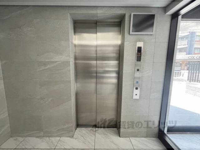 エレベーター