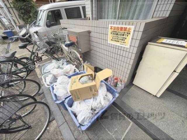 ゴミ置き場