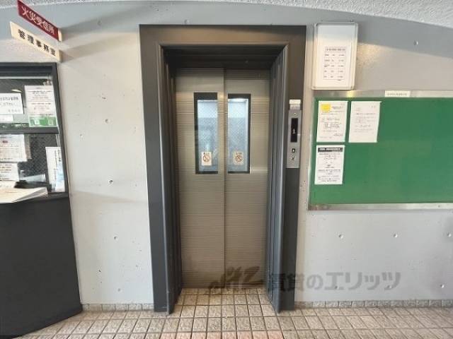 エレベーター