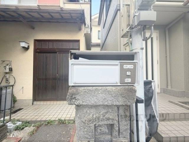 ポスト