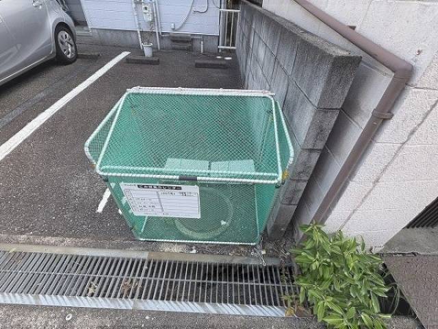 ゴミ置き場