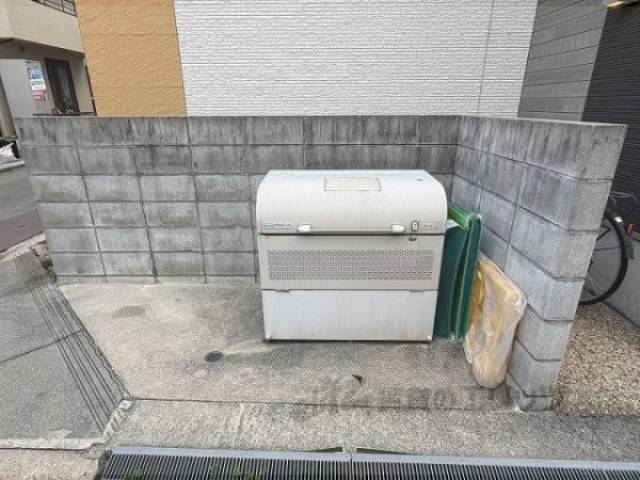 ゴミ置き場