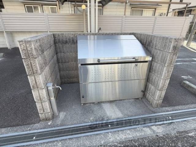 ゴミ置き場