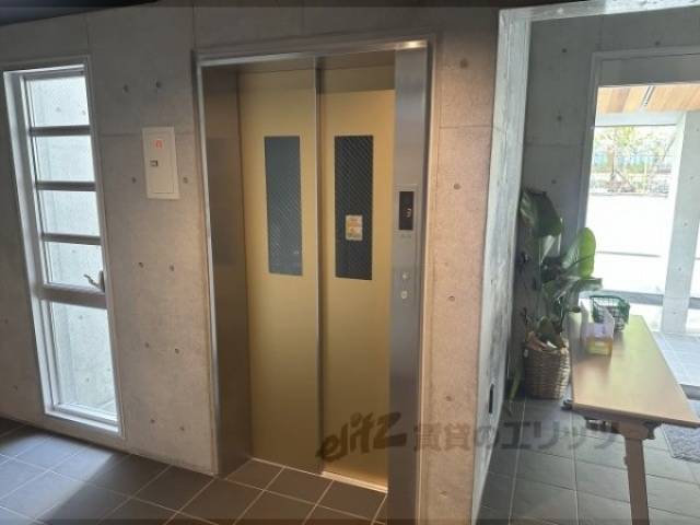 エレベーター