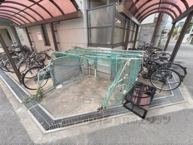 ゴミ置き場