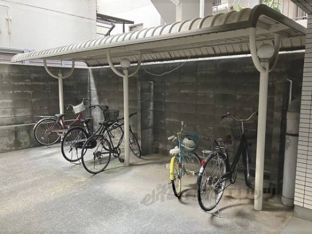 駐輪場