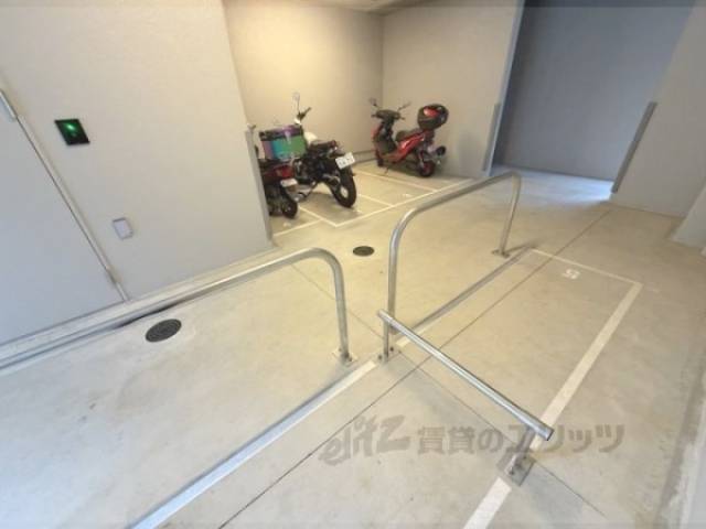 バイク置き場