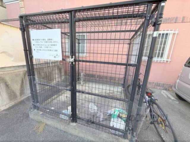 ゴミ置き場