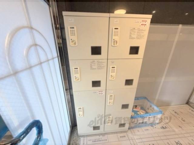 宅配ボックス