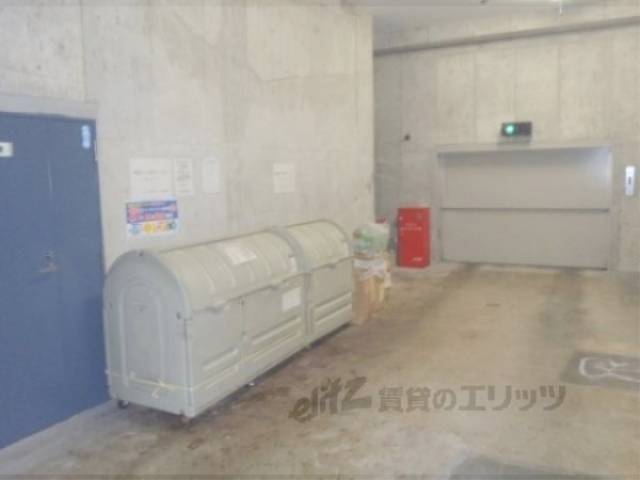 ゴミ置き場