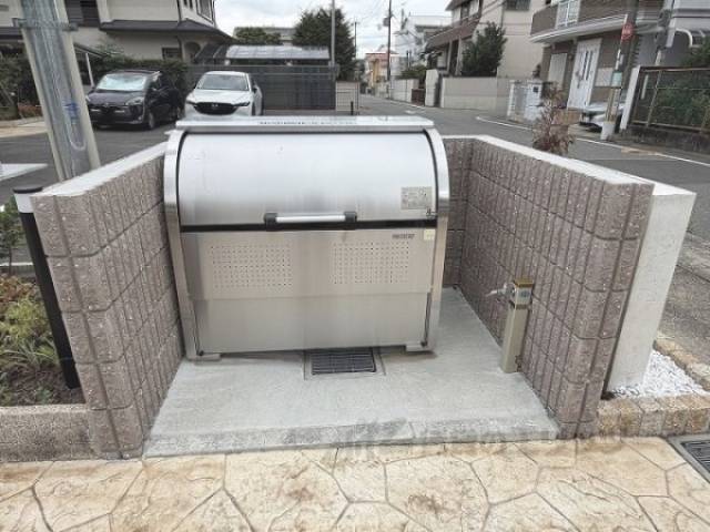 ゴミ置き場