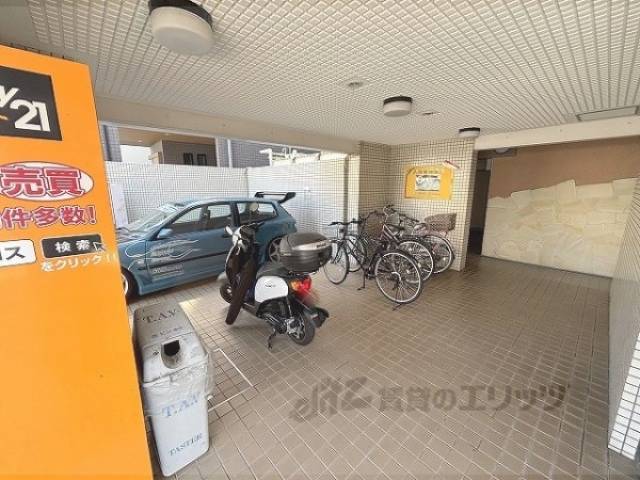 駐輪場
