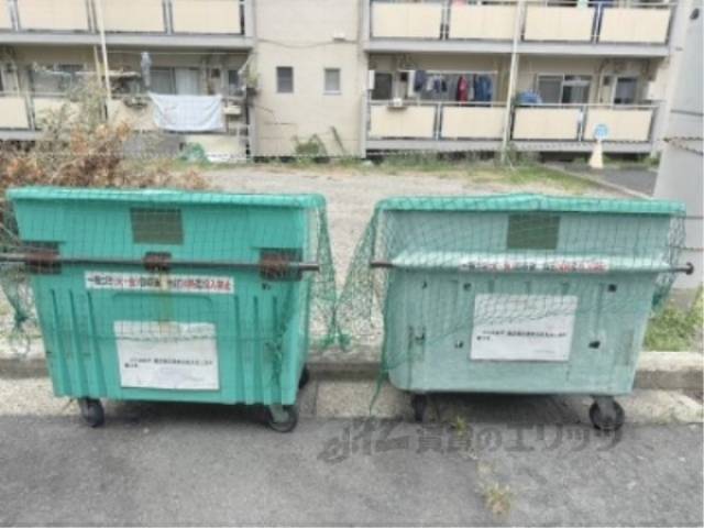 ゴミ置き場