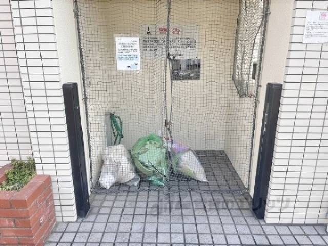 ゴミ置き場