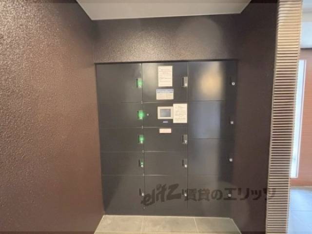 宅配ボックス