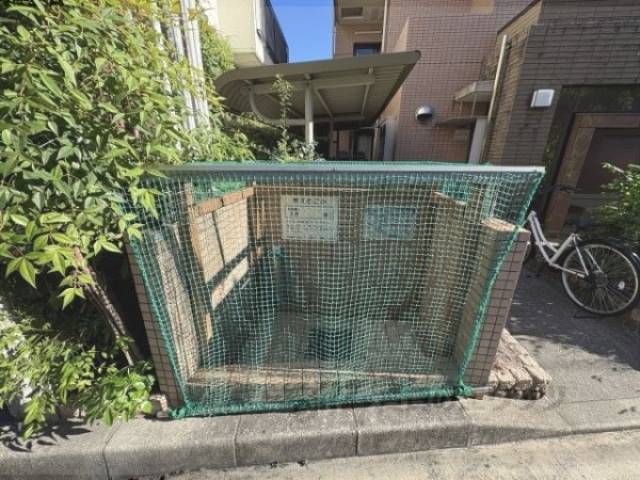 ゴミ置き場