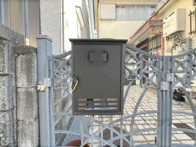 ポスト