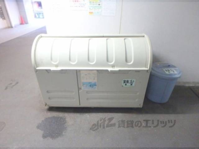 ゴミ置き場