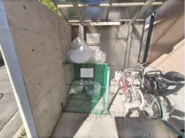 ゴミ置き場