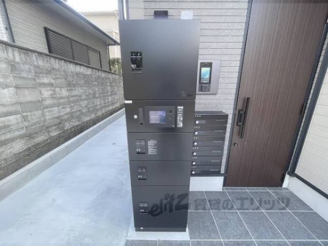 宅配ボックス